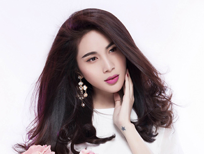 Thủy Tiên hồi hộp chờ ngày lên xe hoa